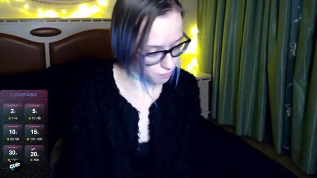 Image 11 of aelita_night Stream on Chaturbate on 16 months ago
