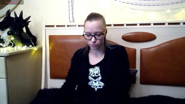 Image 3 of aelita_night Stream on Chaturbate on 16 months ago