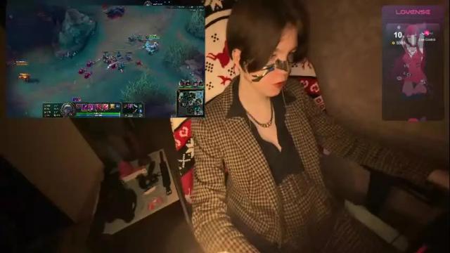 Image 12 of aesthetic_being Stream on Chaturbate on 1 month ago