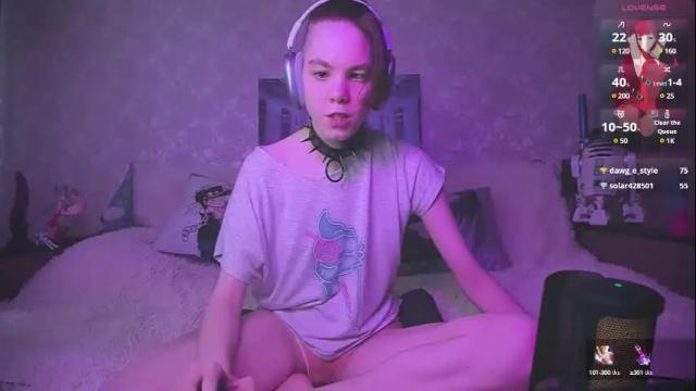 Image 3 of aesthetic_being Stream on Chaturbate on 1 month ago