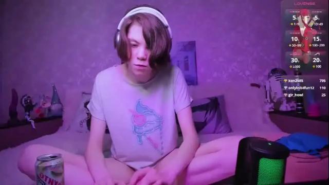 Image 8 of aesthetic_being Stream on Chaturbate on 28 days ago