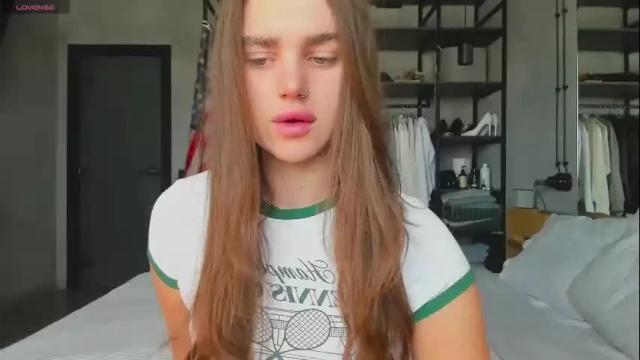 Thumbnail 1, aesthetics_tease's Stream at Chaturbate, 19 days ago