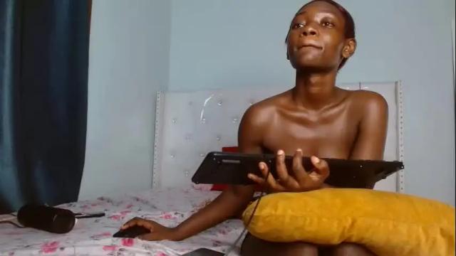 Image 11 of africanpetitequeen Stream on Chaturbate on 1 month ago