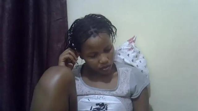Image 4 of afrikaqueen1 Stream on Chaturbate on 14 months ago