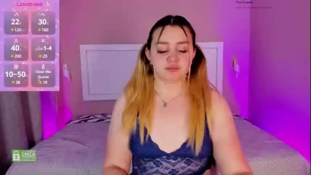 Image 10 of afrodiitaa__18 Stream on Chaturbate on 14 days ago