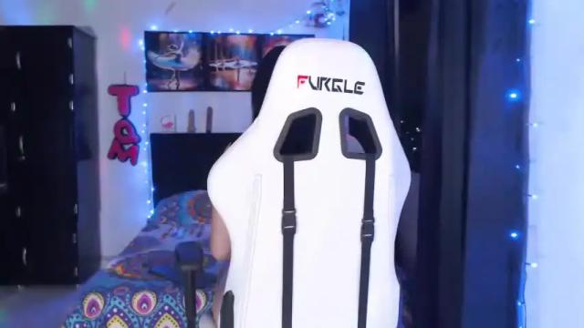 Image 3 of afrodita096 Stream on Chaturbate on 22 months ago