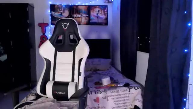 Image 3 of afrodita096 Stream on Chaturbate on 22 months ago