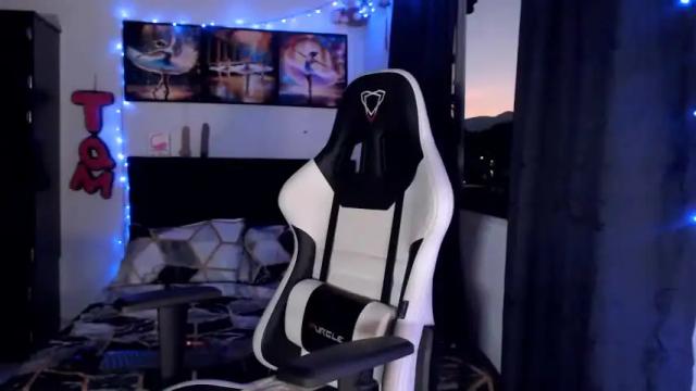 Image 4 of afrodita096 Stream on Chaturbate on 21 months ago