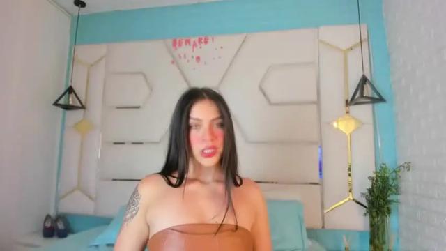 Image 8 of afrodita_foxx Stream on Chaturbate on 17 months ago