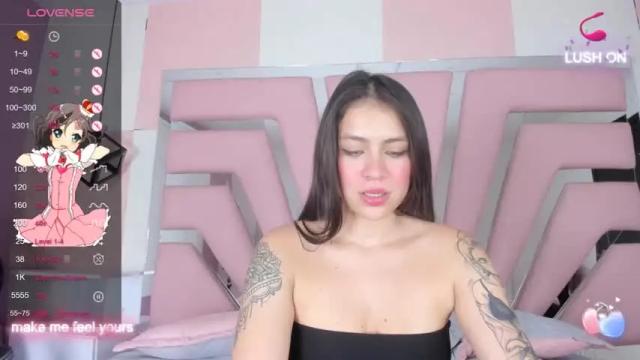 Image 11 of afrodita_foxx Stream on Chaturbate on 15 months ago