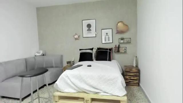 Image 10 of afrodita_martinez Stream on Chaturbate on 9 months ago