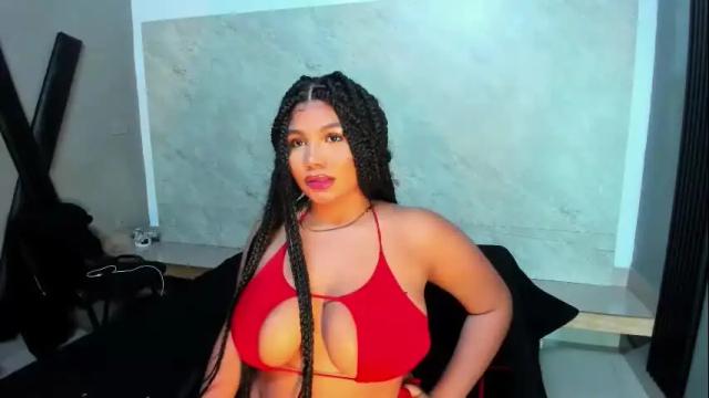 Image 3 of afrodita_roos_ Stream on Chaturbate on 1 month ago