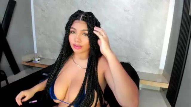 Image 11 of afrodita_roos_ Stream on Chaturbate on 1 month ago