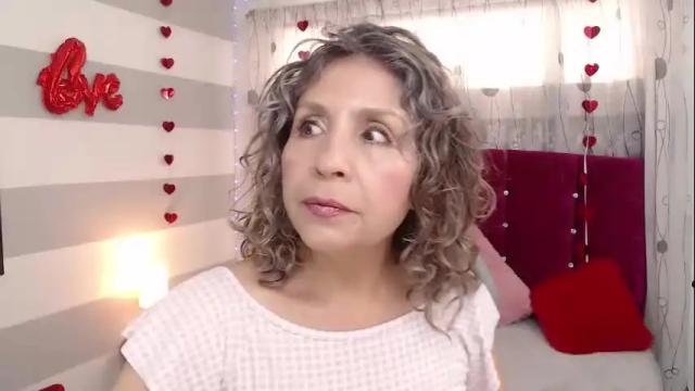 Image 4 of afrodita_sg Stream on Chaturbate on 25 days ago