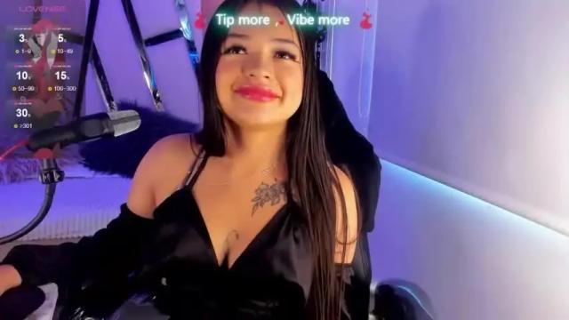Image 7 of afrodita_ws Stream on Chaturbate on 15 months ago