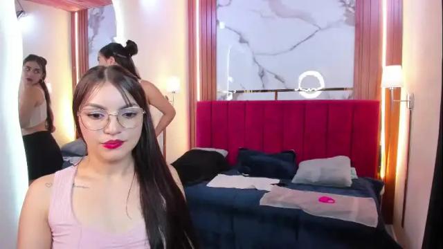 Image 7 of afroditaandsoffi Stream on Chaturbate on 1 month ago