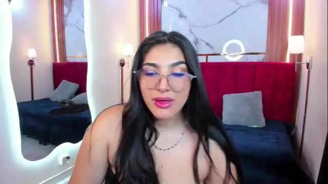Image 4 of afroditaandsoffi Stream on Chaturbate on 8 days ago