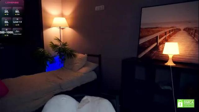 Image 12 of afroditacaree Stream on Chaturbate on 25 days ago