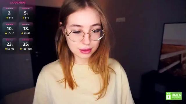 Image 11 of afroditacaree Stream on Chaturbate on 17 days ago