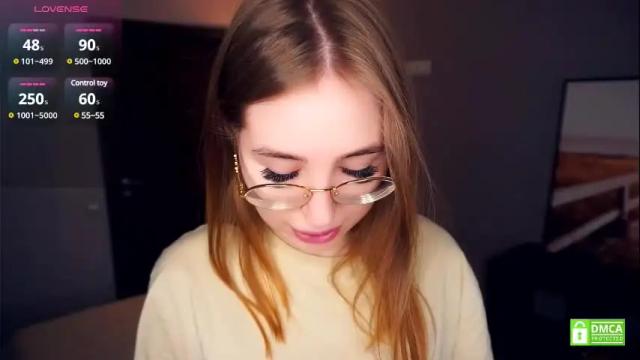 Image 12 of afroditacaree Stream on Chaturbate on 17 days ago