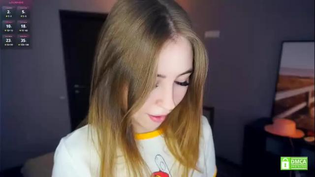 Image 3 of afroditacaree Stream on Chaturbate on 4 months ago