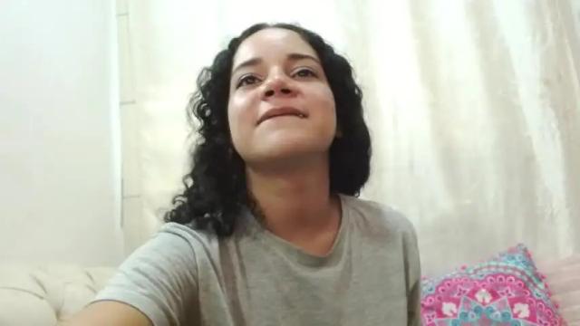 Image 7 of afroditahips Stream on Chaturbate on 19 months ago