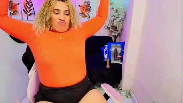 Image 10 of afroditha_69_ Stream on Chaturbate on 4 months ago