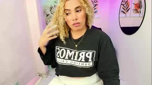 Image 11 of afroditha_69_ Stream on Chaturbate on 3 months ago