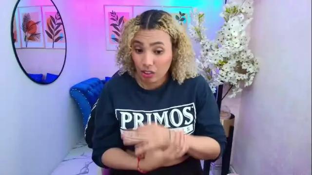 Image 4 of afroditha_69_ Stream on Chaturbate on 3 months ago