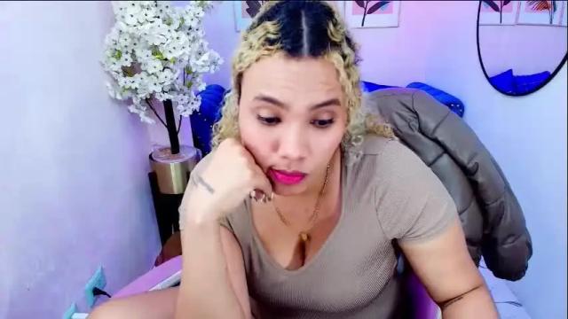 Image 6 of afroditha_69_ Stream on Chaturbate on 3 months ago