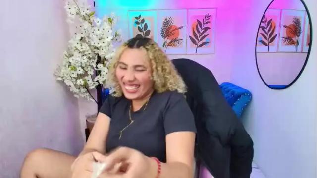 Image 12 of afroditha_69_ Stream on Chaturbate on 3 months ago
