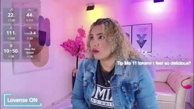 Image 2 of afroditha_69_ Stream on Chaturbate on 2 months ago
