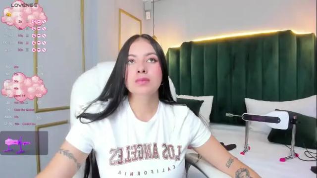 Image 3 of afrodytasky Stream on Chaturbate on 23 days ago