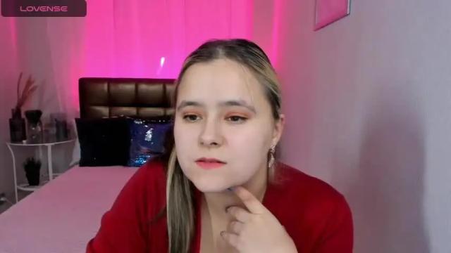 Image 2 of agata_cat5 Stream on Chaturbate on 18 months ago