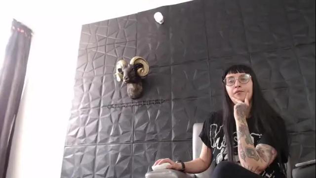 Image 2 of agata_darkness Stream on Chaturbate on 1 month ago