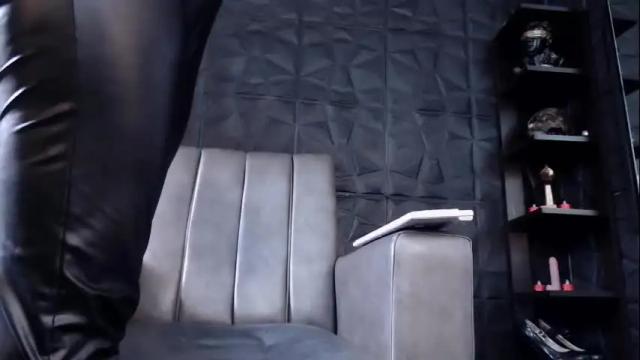 Image 7 of agata_darkness Stream on Chaturbate on 1 month ago