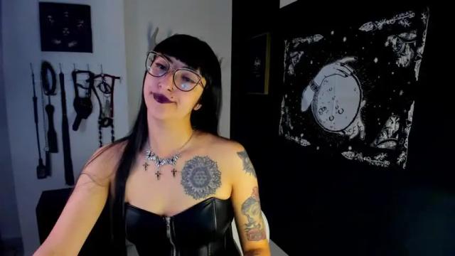 Image 3 of agata_darkness7 Stream on Chaturbate on 14 months ago