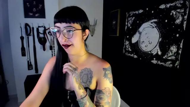 Image 2 of agata_darkness7 Stream on Chaturbate on 14 months ago