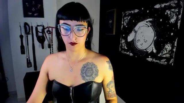 Image 3 of agata_darkness7 Stream on Chaturbate on 14 months ago