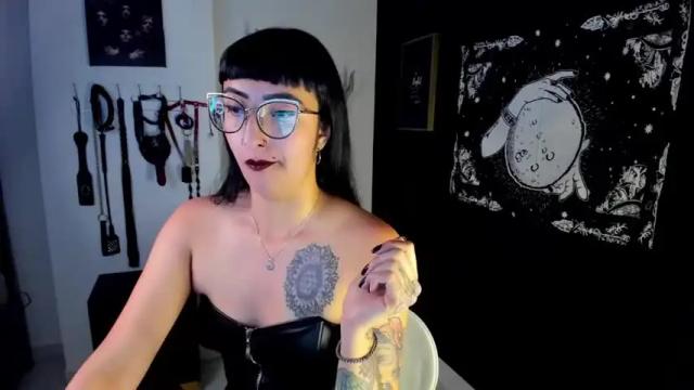 Image 6 of agata_darkness7 Stream on Chaturbate on 14 months ago
