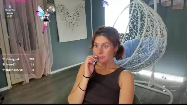 Image 2 of agata_kriste7 Stream on Chaturbate on 23 days ago