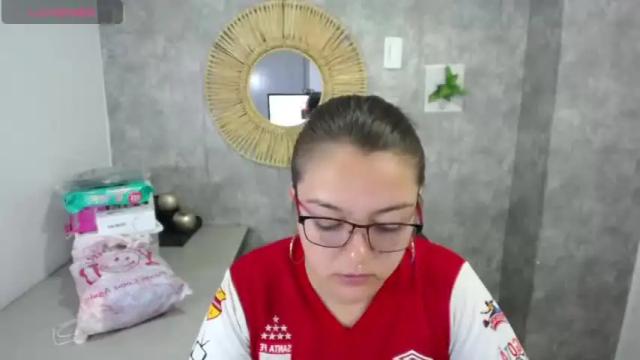 Image 2 of agata_m_ Stream on Chaturbate on 14 months ago