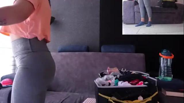 Image 2 of agatacollinsss Stream on Chaturbate on 2 months ago