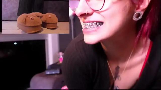 Image 7 of agatacollinsss Stream on Chaturbate on 2 months ago
