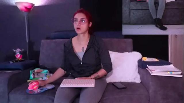 Image 3 of agatacollinsss Stream on Chaturbate on 1 month ago