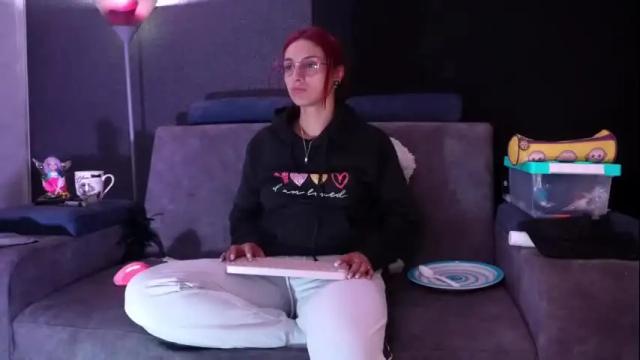 Image 4 of agatacollinsss Stream on Chaturbate on 1 month ago