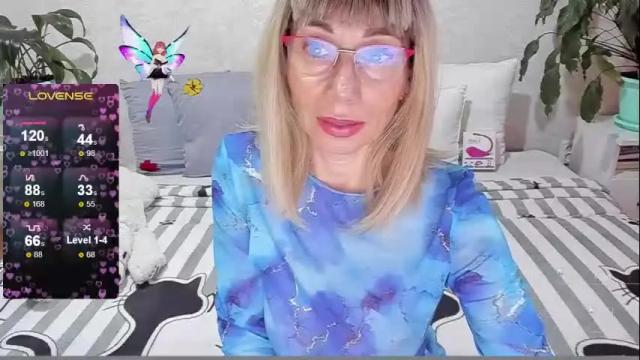 Image 4 of agatafox Stream on Chaturbate on 1 day ago