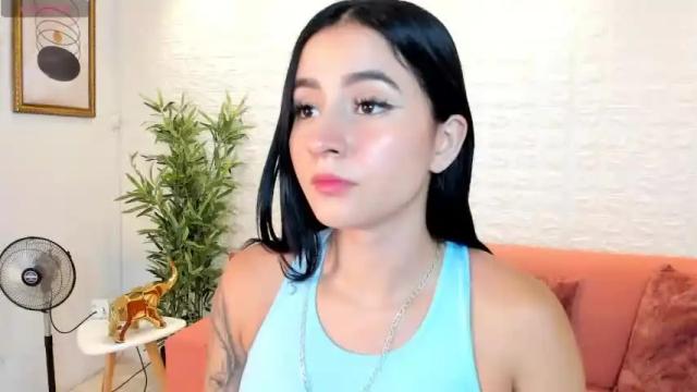 Image 3 of agatha_adamss Stream on Chaturbate on 17 months ago
