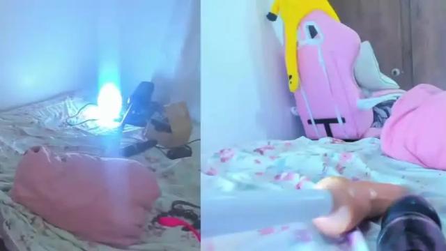 Image 3 of agatha_asthon Stream on Chaturbate on 14 months ago