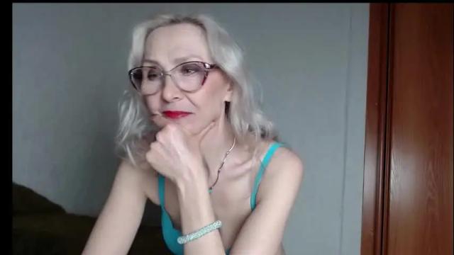 Image 3 of agatha_moore_ Stream on Chaturbate on 1 month ago